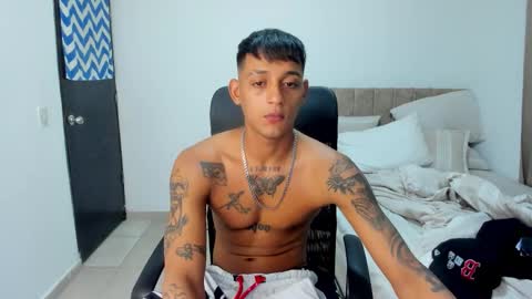 master_boy28 online show from October 17, 8:18 am