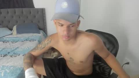 master_boy28 online show from October 20, 12:48 am