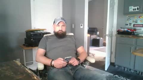 Snapshot of masterdurt chatting on February 26, 11:52 pm The Big Duurty online show from February 26, 11:52 pm