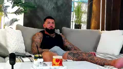 masterkingofmuscle online show from September 22, 8:51 am