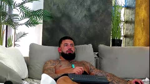 masterkingofmuscle online show from October 17, 10:19 am