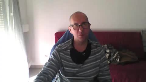 Snapshot of mat11efou chatting on October 14, 11:46 am mat11efou online show from October 14, 11:46 am