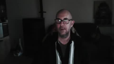 Snapshot of mat11efou chatting on March 11, 7:24 am mat11efou online show from March 11, 7:24 am