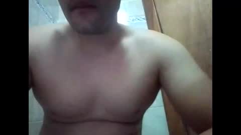 Snapshot of mateo2803 chatting on February 26, 4:30 am mateo2803 online show from February 26, 4:30 am