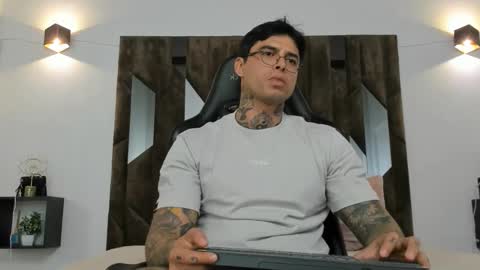 Snapshot of mateo_dilucajs1 chatting on October 19, 8:13 pm mateo_dilucajs1 online show from October 19, 8:13 pm