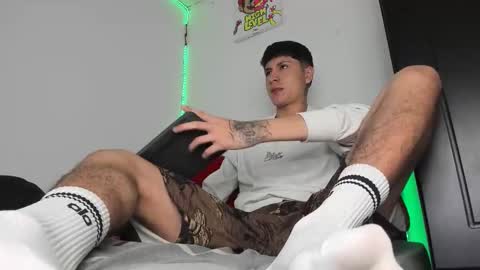 mateo_escobar online show from February 3, 3:15 am