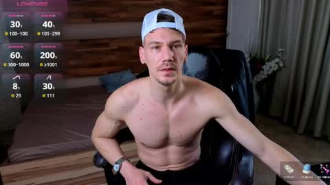 MateoBenjamin online show from April 5, 11:18 am