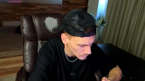 MateoBenjamin online show from March 4, 1:19 pm