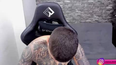 Snapshot of mathew_wolf4 chatting on October 25, 7:58 pm Mathew Independent model online show from October 25, 7:58 pm