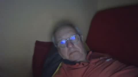 Snapshot of matricule4246 chatting on February 17, 7:01 pm joyaam79 online show from February 17, 7:01 pm