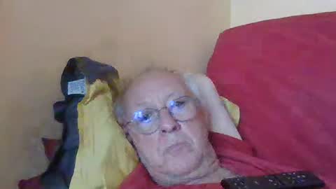 Snapshot of matricule4246 chatting on October 22, 11:23 am joyaam79 online show from October 22, 11:23 am