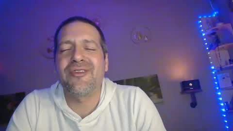 Snapshot of matrike1 chatting on February 22, 10:31 pm matrike1 online show from February 22, 10:31 pm