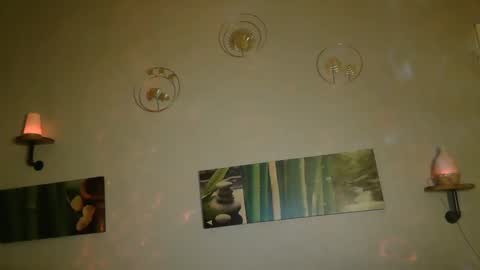 Snapshot of matrike1 chatting on January 3, 8:11 pm matrike1 online show from January 3, 8:11 pm