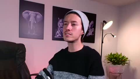 Matteo simpson online show from February 17, 6:28 pm