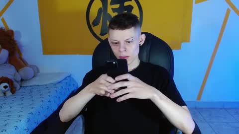 Snapshot of matthewboy_ chatting on February 9, 1:03 pm MatthewBoy online show from February 9, 1:03 pm