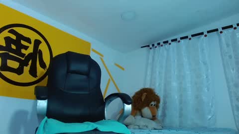 Snapshot of matthewboy_ chatting on February 22, 1:24 pm MatthewBoy online show from February 22, 1:24 pm