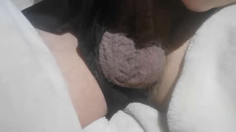 Hairy Bud online show from May 15, 6:04 pm