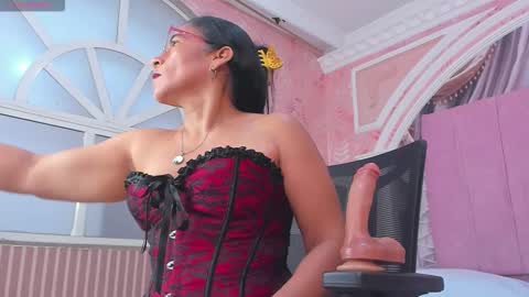 Maria online show from November 25, 2:05 pm