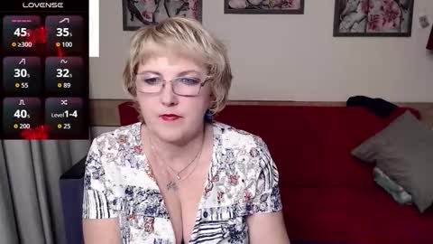 Lana online show from November 11, 4:42 pm