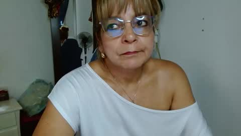 Cecilia online show from November 18, 6:55 pm