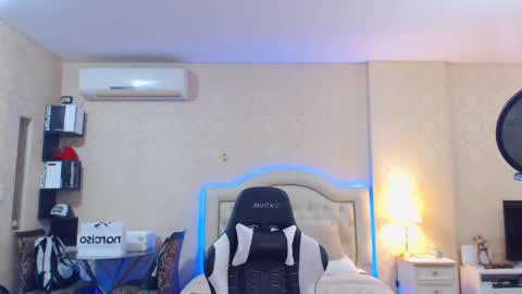 Maty Star    online show from October 15, 6:49 am