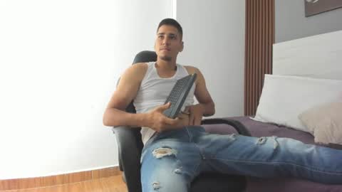 mauro_boy online show from June 26, 8:03 pm