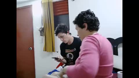 mauroluxandra online show from April 16, 10:12 pm