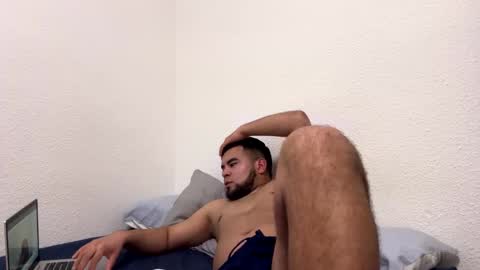 mauroo2025 online show from March 28, 7:15 pm