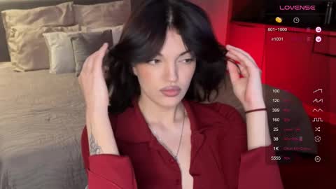 Mavis online show from October 6, 10:38 pm