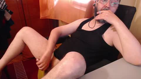 Max online show from June 28, 5:25 am