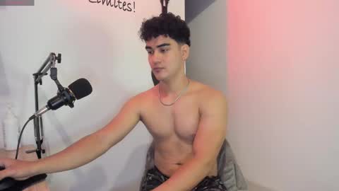 Max... online show from February 3, 8:18 am