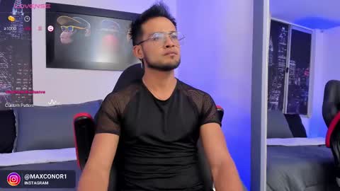 Max Conor online show from February 2, 3:43 am