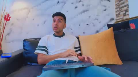 Max Hornye online show from March 21, 6:56 pm