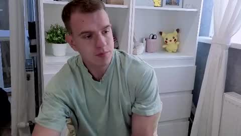 Max Kun online show from June 15, 8:39 am