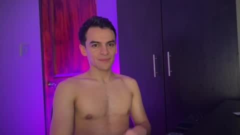 Max Lancaster online show from January 14, 2:40 am