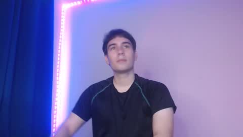 max_snow1616 online show from February 4, 4:00 pm