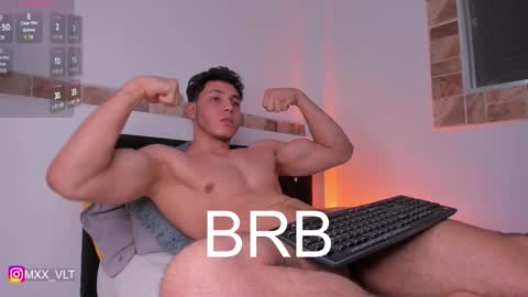 max_valiant1 online show from October 25, 10:36 am