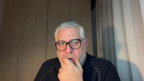 maxbillo online show from March 19, 9:53 pm