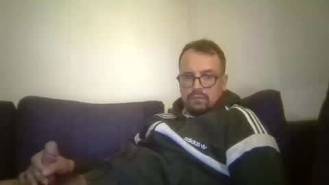 maxhorn591 online show from April 12, 9:19 pm