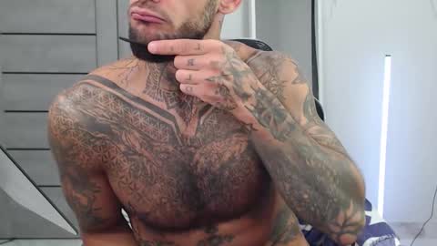 Maximus Fox online show from September 18, 7:01 am