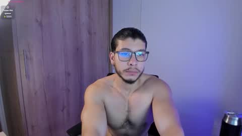 Mikael online show from November 15, 9:55 am