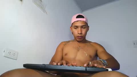 Maximo Aron Vega online show from February 15, 5:00 pm