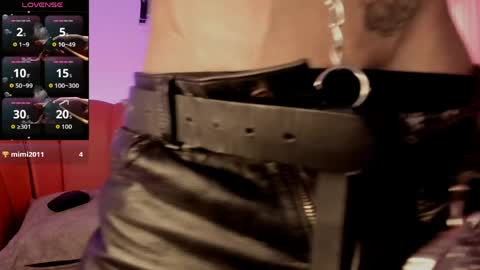 MAXIMO online show from April 7, 3:47 pm