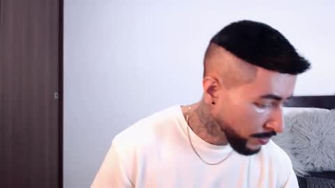 Independent Model online show from March 7, 12:26 am