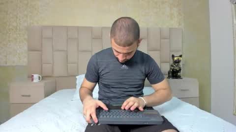 Maximus online show from October 22, 3:31 am