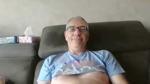 maxou569 online show from October 13, 9:55 am