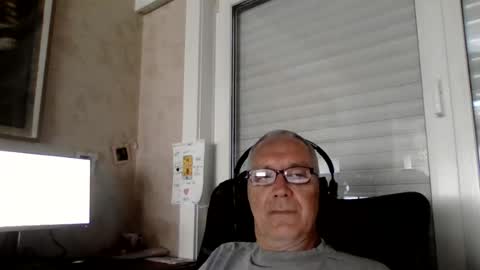 maxou569 online show from August 4, 9:05 am