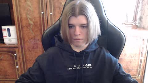 Max online show from January 21, 8:52 am