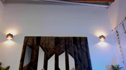 MAX online show from February 24, 12:41 am