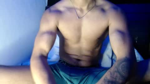 maxximus_10 online show from December 22, 5:44 am